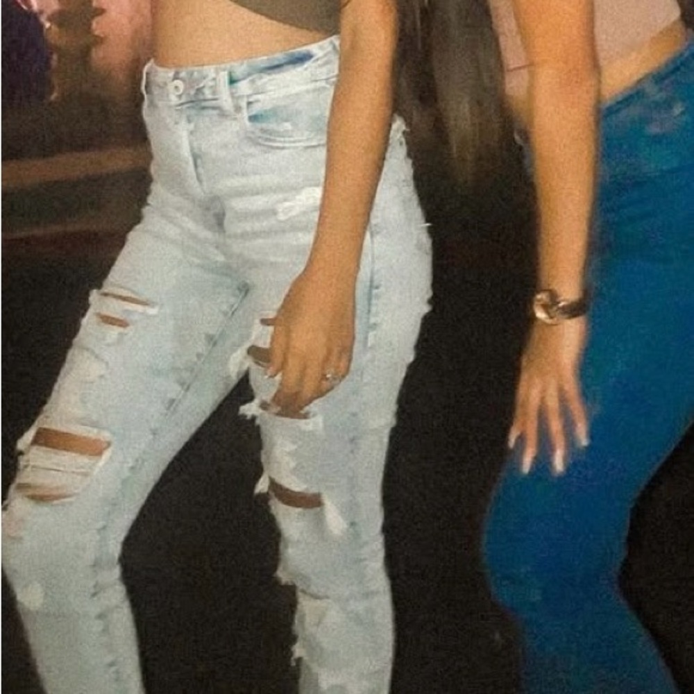 Distressed Light Blue Women's Jeans